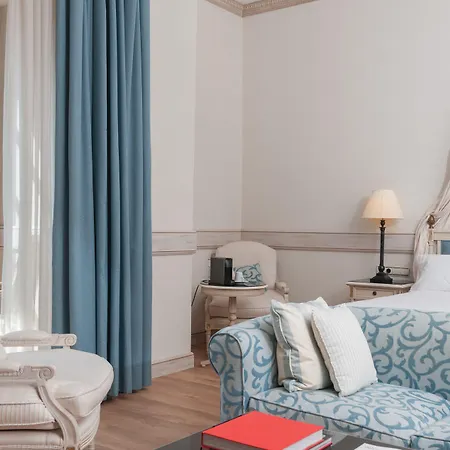 Eugenia De Montijo, Autograph Collection 5*