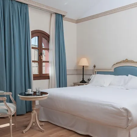 Hotel Eugenia De Montijo, Autograph Collection