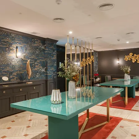 Eugenia De Montijo, Autograph Collection Tolède