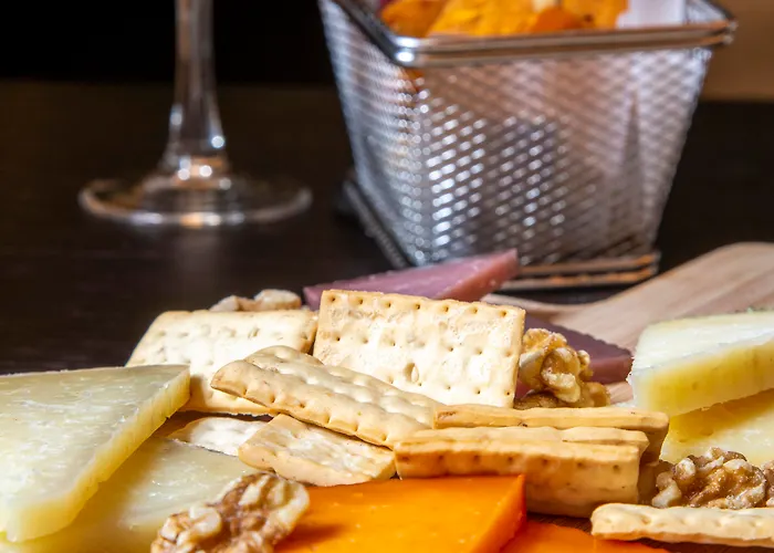 Eugenia De Montijo, Autograph Collection 5*