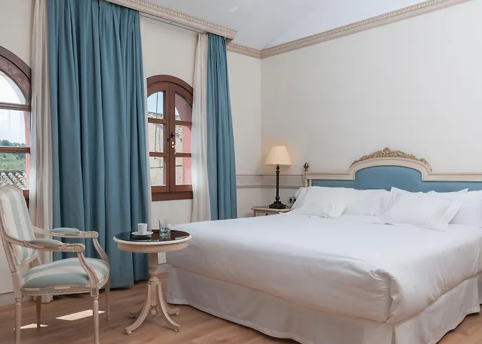 Hotel Eugenia De Montijo, Autograph Collection