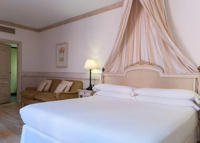 Eugenia De Montijo, Autograph Collection 5* Toledo