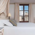 Eugenia De Montijo, Autograph Collection Hotel 5*