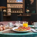Hotel Eugenia De Montijo, Autograph Collection 5*