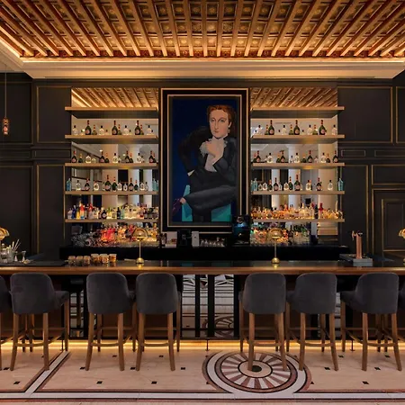 Eugenia De Montijo, Autograph Collection Hotel 5*