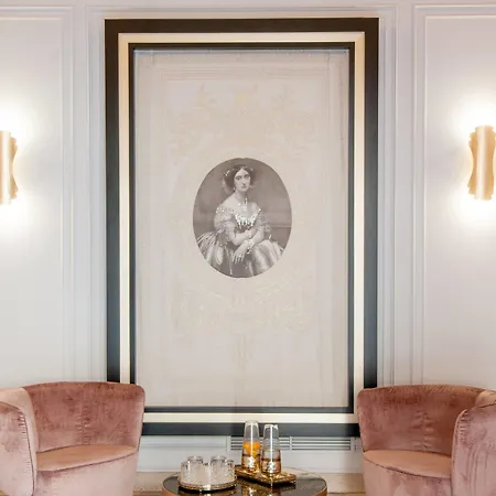 Eugenia De Montijo, Autograph Collection