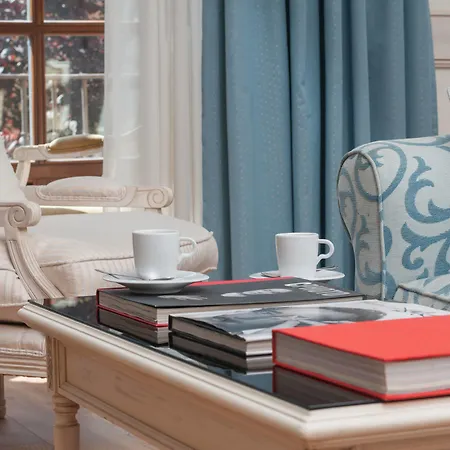 Hotel Eugenia De Montijo, Autograph Collection 5*