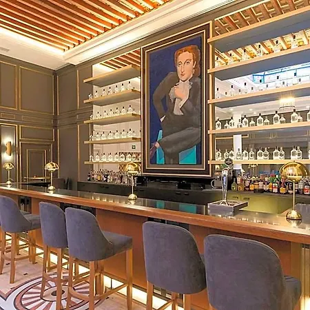 Eugenia De Montijo, Autograph Collection Hotel 5*