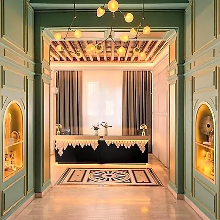 Eugenia De Montijo, Autograph Collection Hotel