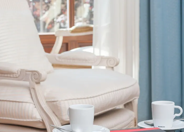 Eugenia De Montijo, Autograph Collection Hotel 5*