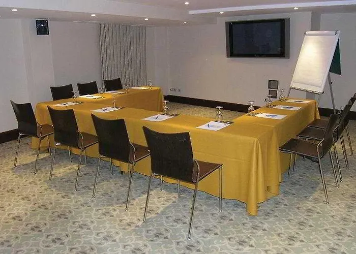 Eugenia De Montijo, Autograph Collection 5*