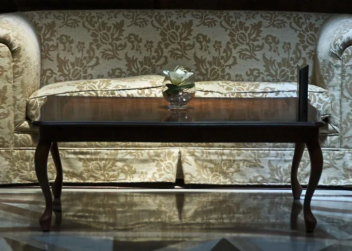 Eugenia De Montijo, Autograph Collection 5* Toledo